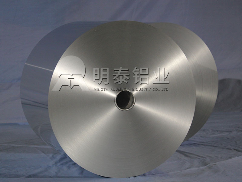 大型鋁箔廠(chǎng)家-燒烤用8011鋁箔1噸加工費(fèi)多少錢(qián)？