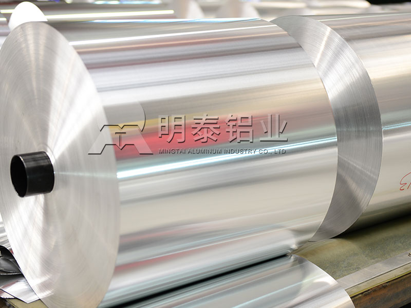 大型鋁箔廠(chǎng)家-燒烤用8011鋁箔1噸加工費(fèi)多少錢(qián)？