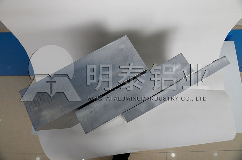 想買散熱片_電暖氣外殼用3004鋁板需要多少錢，性價比怎樣
