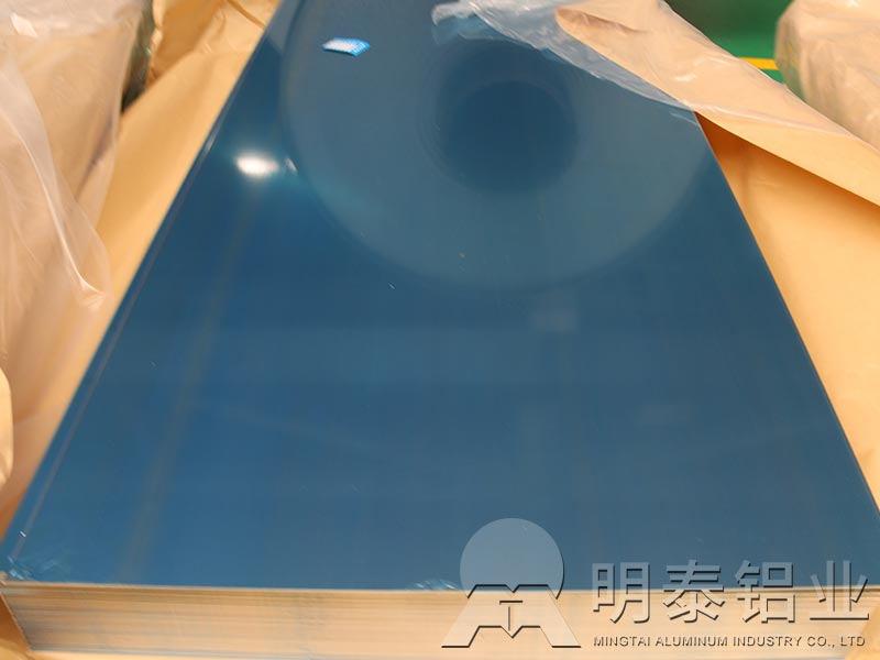 明泰超寬幕墻鋁板生產(chǎn)廠家-1060鋁板、3003鋁板